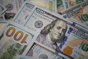 One,Hundred,Dollar,Bills.,Pile,Of,One,Hundred,Us,Banknotes.